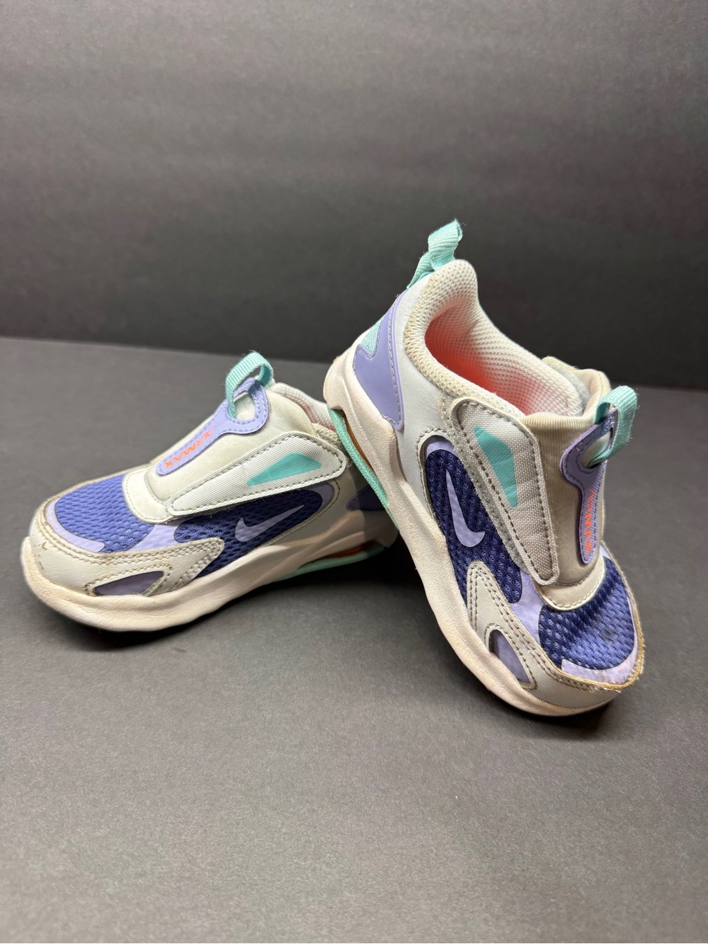 Nike Kids Sneakers in Lavender, Teal & White
